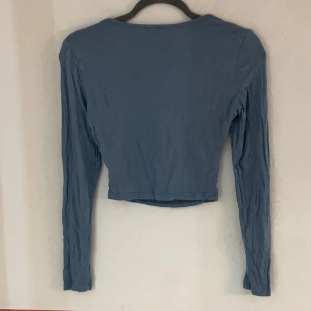 SHEIN Long Sleeve Crop Top, Size XS, Blue - Picture 2 of 7